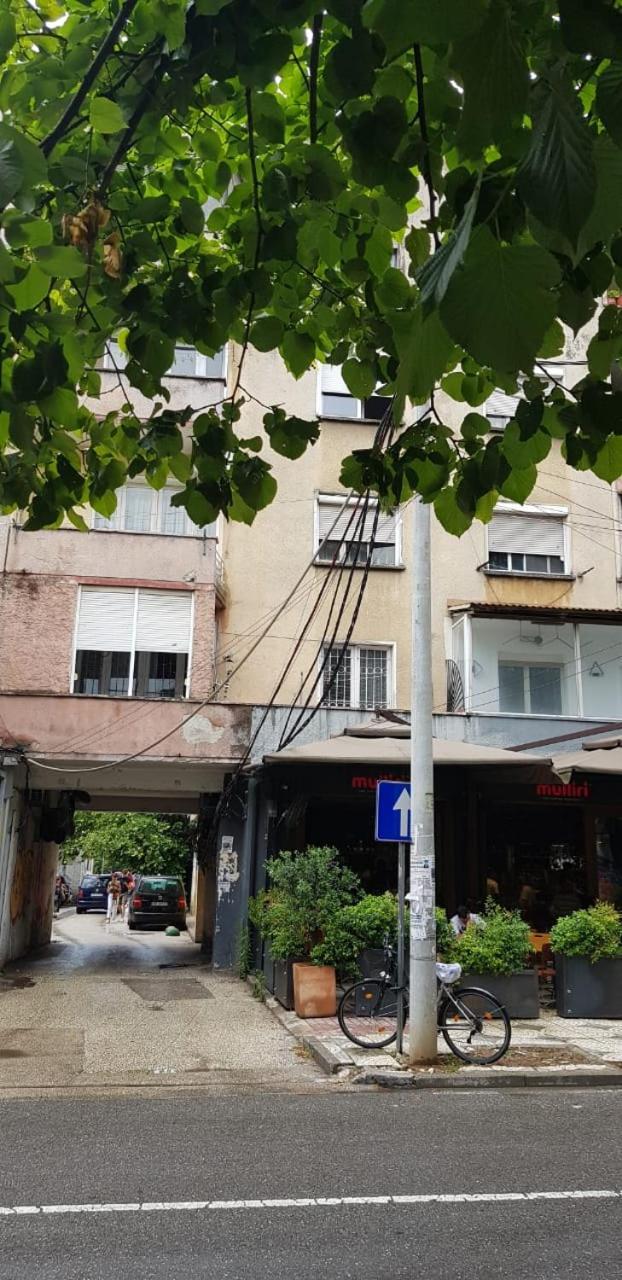 Alle'S M Shyri Studio Apartment Tirana Exteriér fotografie